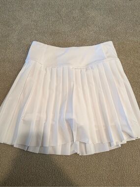 Athleta Elevate Skort White